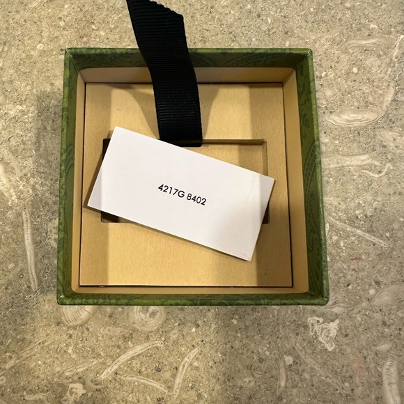 Gorgeous Gucci Crystal Flower Earrings. With Box & Dust Bag. Excellent Condition - Picture 7 of 7